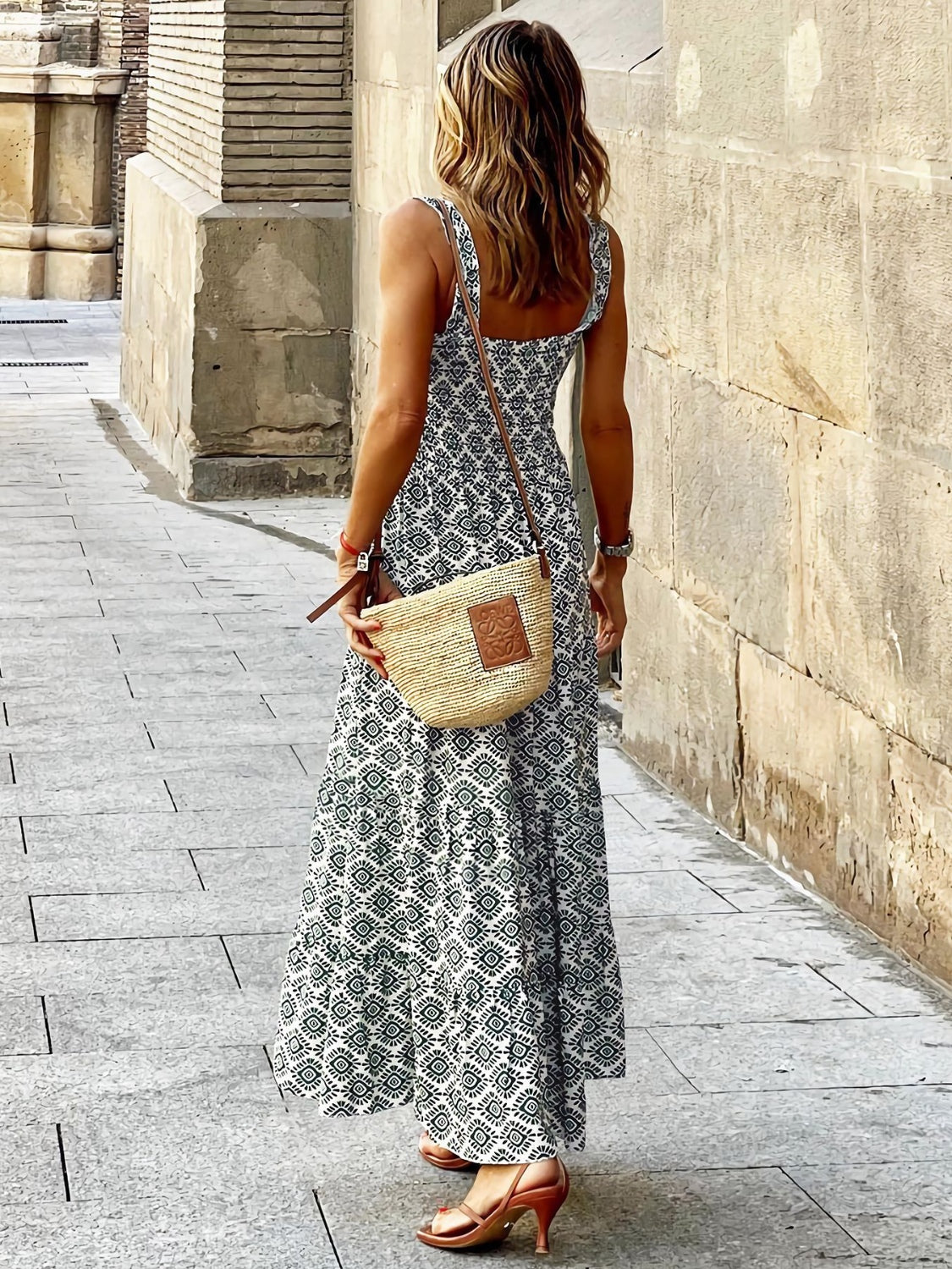 Abito Estivo Senza Maniche Sunny Days con Arricciature per Divertimento Estivo Stile Italiano