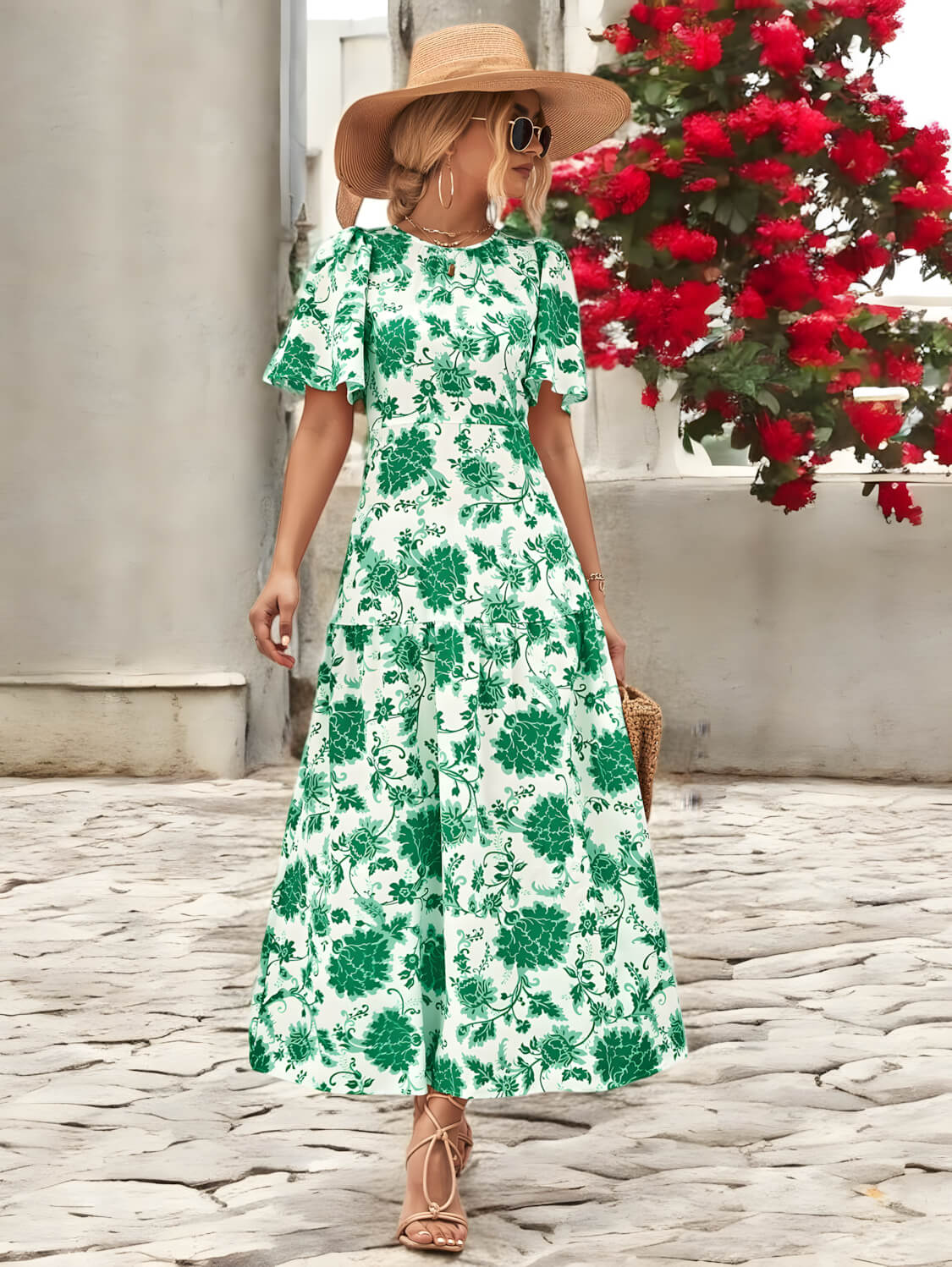 Abito Estivo Senza Schiena Bloom Haven con Fiocco per uno Stile Senza Sforzo Stile Italiano
