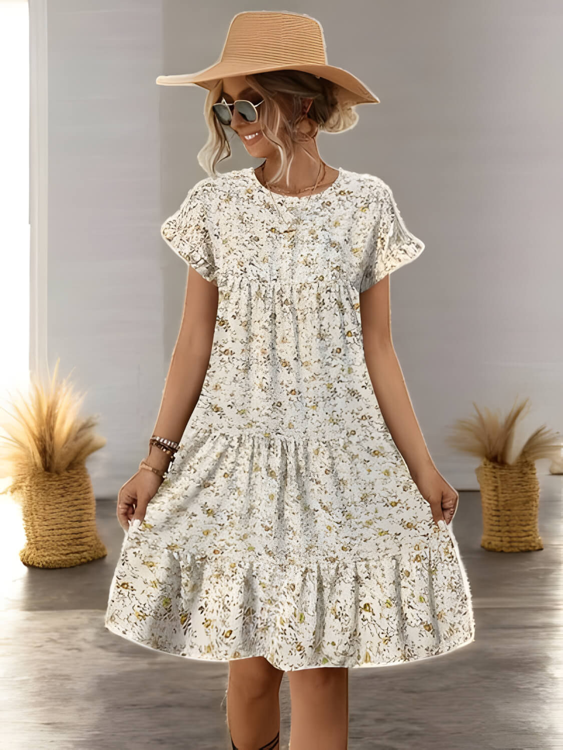 Abito Estivo a Strati Blossom Flow per un'Eleganza Senza Sforzo Stile Italiano