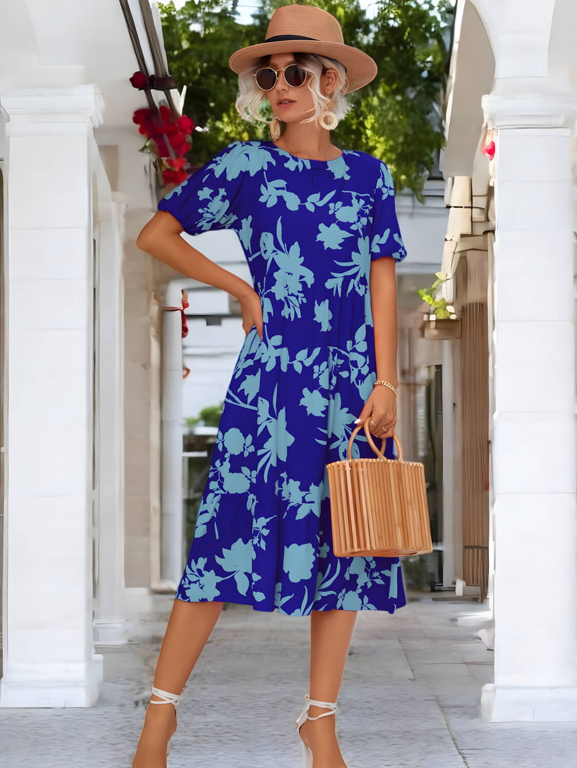 Abito Midi Eleganza Fiorita con Maniche a Palloncino per Occasioni Chic Stile Italiano