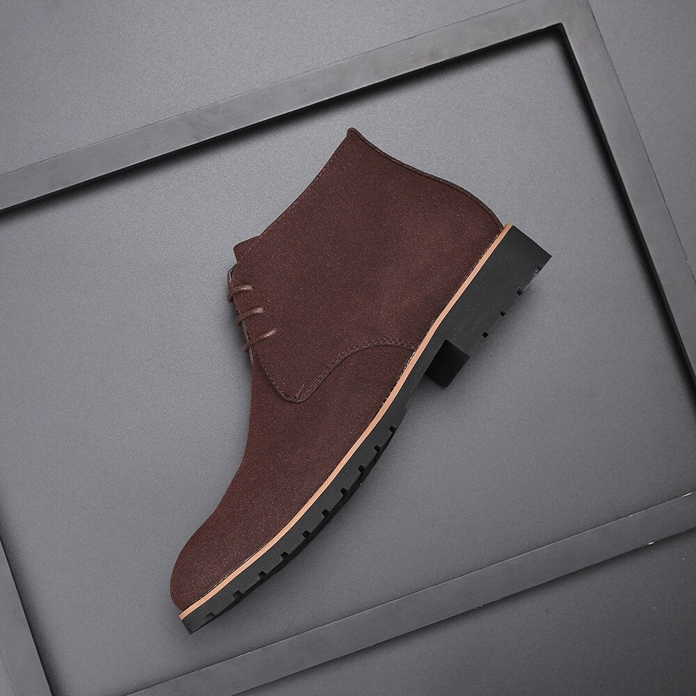 Chester - Eleganti scarpe formali in suede con tacco per uomini