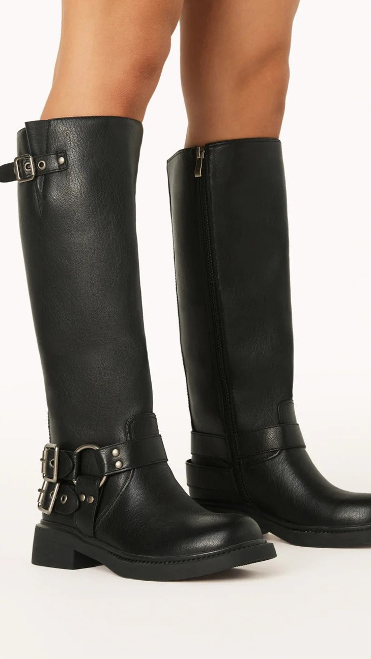 Claudia - Stivali da combattimento edgy neri con dettagli metallici