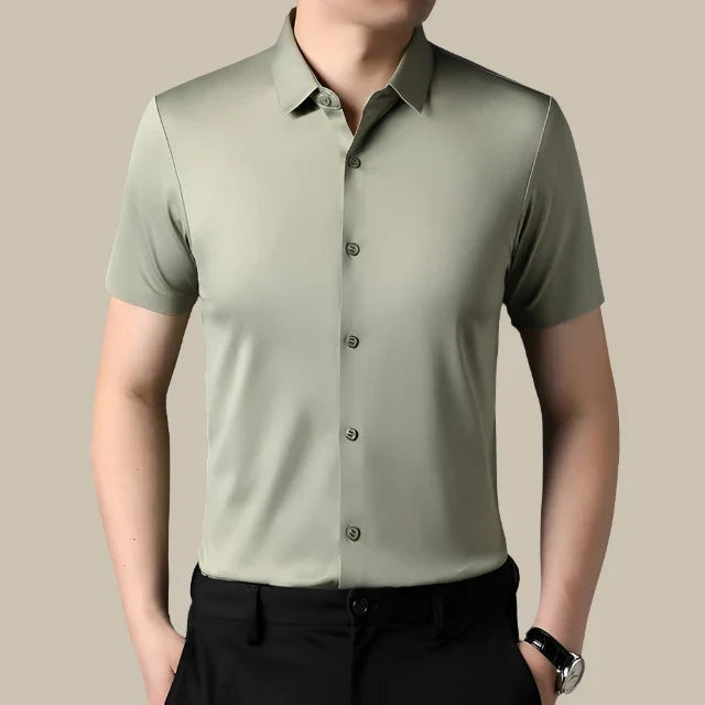 Valerio - Camicia elegante a maniche corte con finitura lucida per uomo