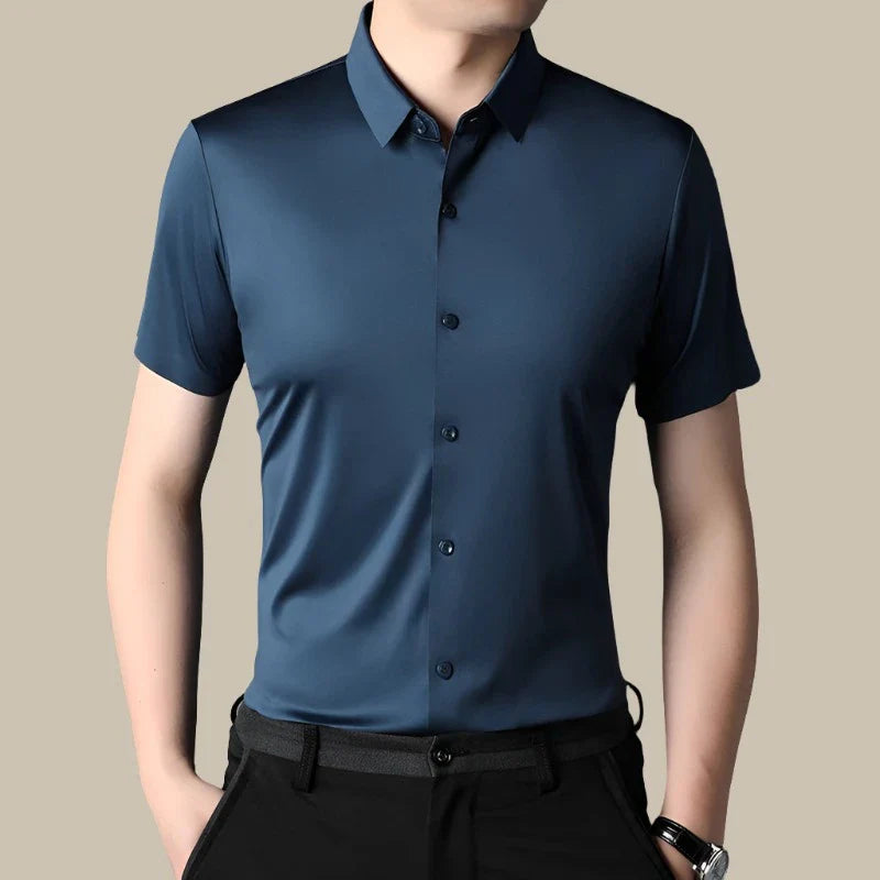Valerio - Camicia elegante a maniche corte con finitura lucida per uomo