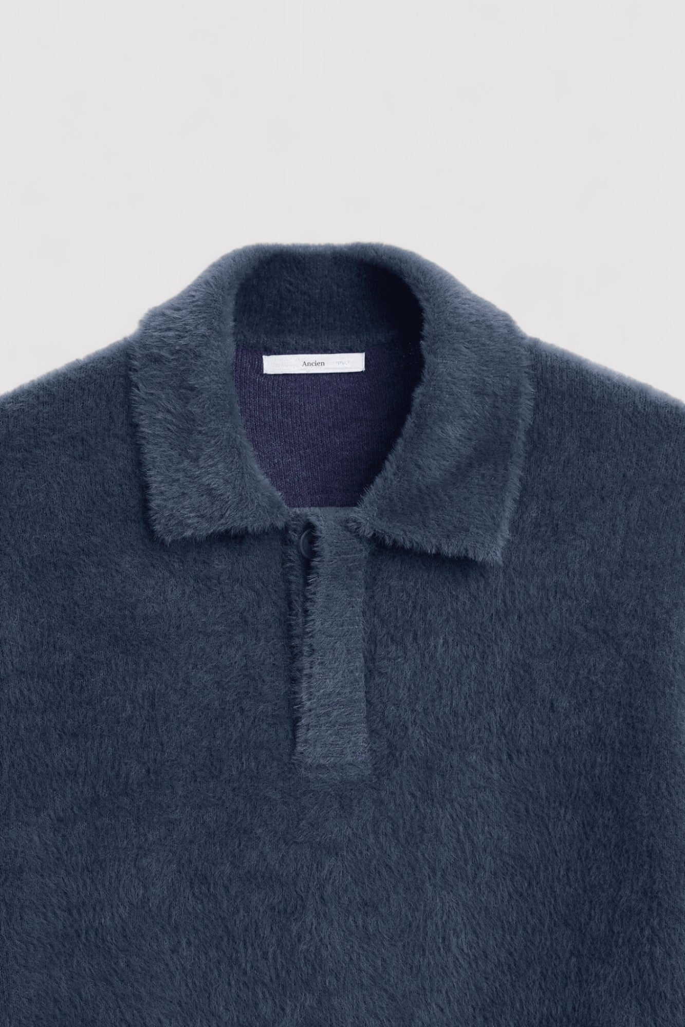 Polo da uomo in maglia testurizzata con colletto in pelliccia sintetica - Stile Old Money Stile Italiano