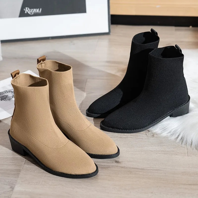 Stivaletti Classici Eleganti per l'Autunno per Donna