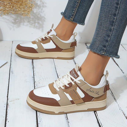 Sneakers alla Moda con Design a Blocchi di Colore Marrone per Donna