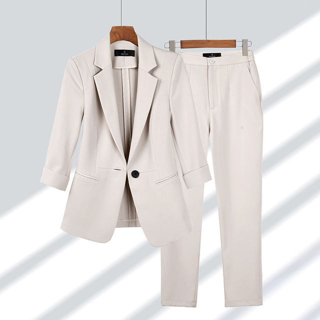 Isla - Set Elegante di Blazer e Pantaloni per Donne