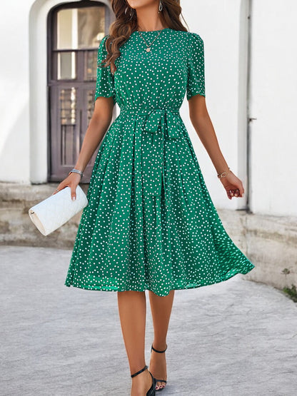 Abito Estivo Elegante con Stampa a Collo Rotondo e Maniche Corte Stile Italiano