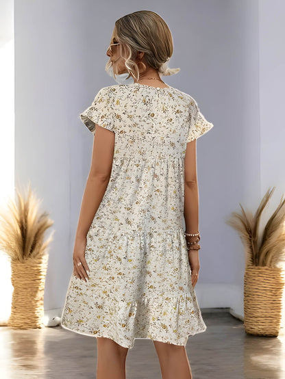 Abito Estivo a Strati Blossom Flow per un'Eleganza Senza Sforzo Stile Italiano