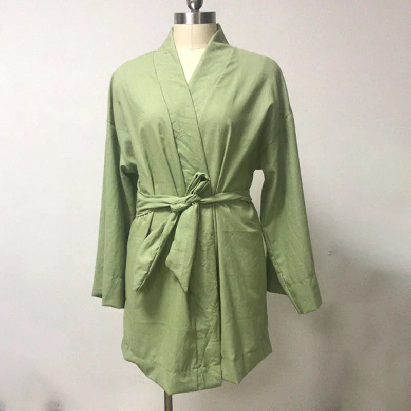 Abito Mini Elegante con Lacci per una Raffinata Sophistication Stile Italiano