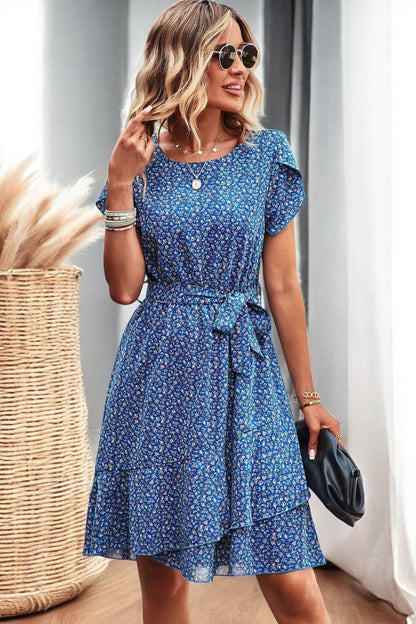Abito Mini a Maniche a Petalo con Cintura per uno Stile Estivo Chic Stile Italiano