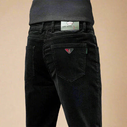 Alessandro - Pantaloni casual in velluto a coste con vestibilità regolare