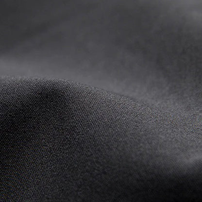 Elegante giacca trapuntata da uomo con collo basso e chiusura a zip