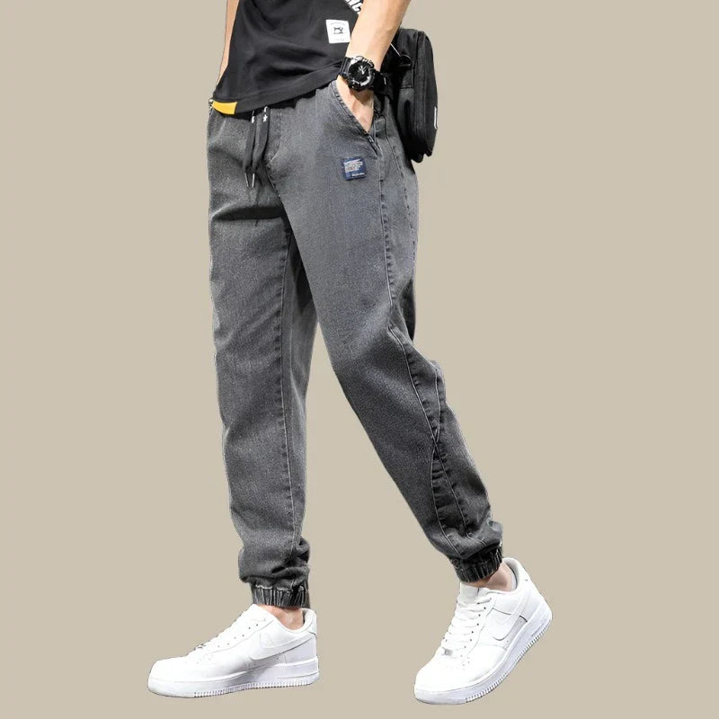 Jeans baggy in denim elasticizzato per uomo con stile urbano e comfort