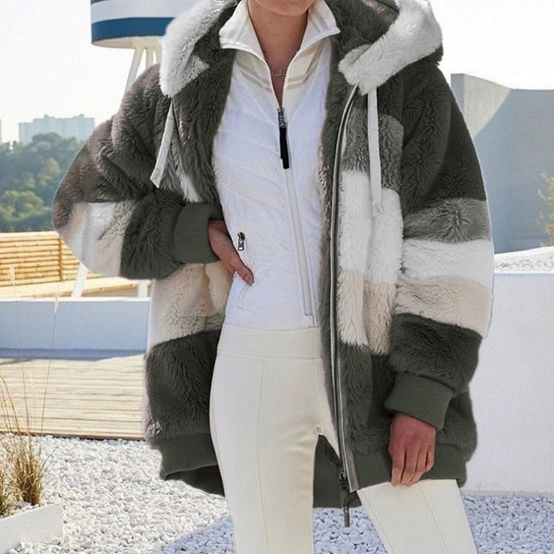 Kallie - Gilet in Peluche con Cappuccio Caldo, Morbido e Stile