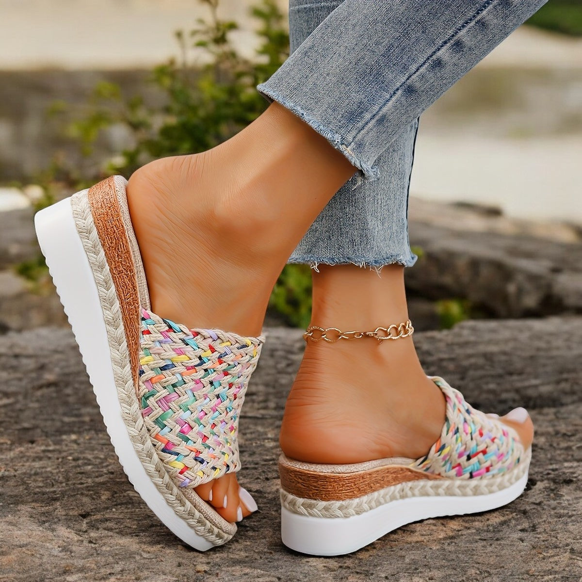 Sandali di Paglia Colorati per uno Stile Estivo Senza Sforzo Online Stile Italiano