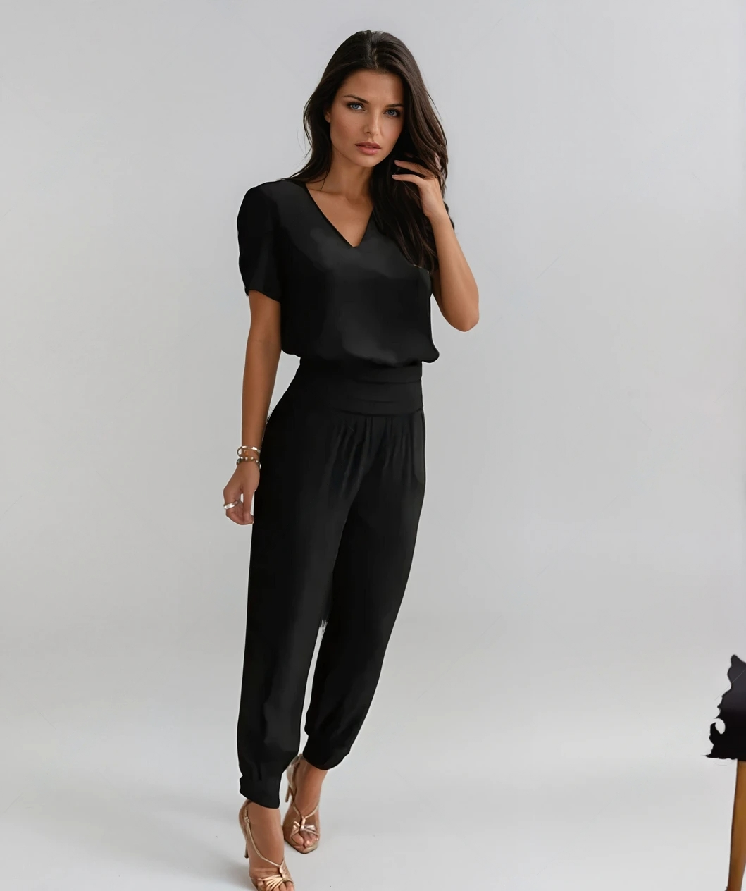 Set Elegante di Top e Pantaloni per un Look Chic Senza Sforzo Stile Italiano