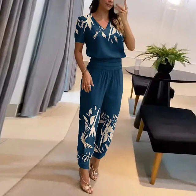 Set Elegante di Top e Pantaloni per un Look Chic Senza Sforzo Stile Italiano