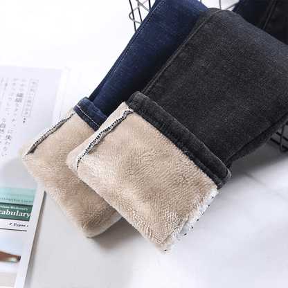 Jeans in Pile Eleganti e Caldi per Donne - Perfetti per l'Inverno Stile Italiano