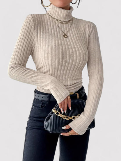 Maglione Elegante da Donna con Collo Alto per Stile e Comfort in Autunno Stile Italiano