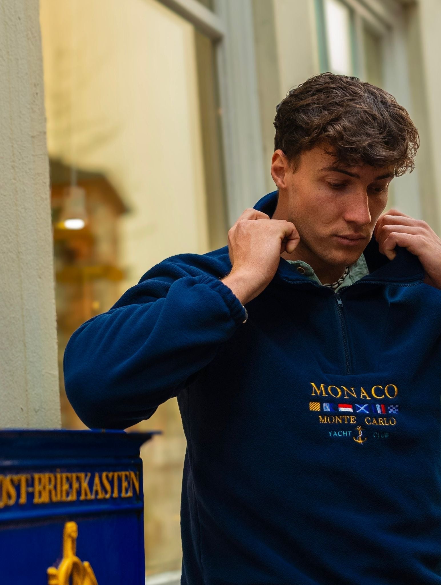 Maglione di Lusso Monaco con Zip Elegante Stile Italiano