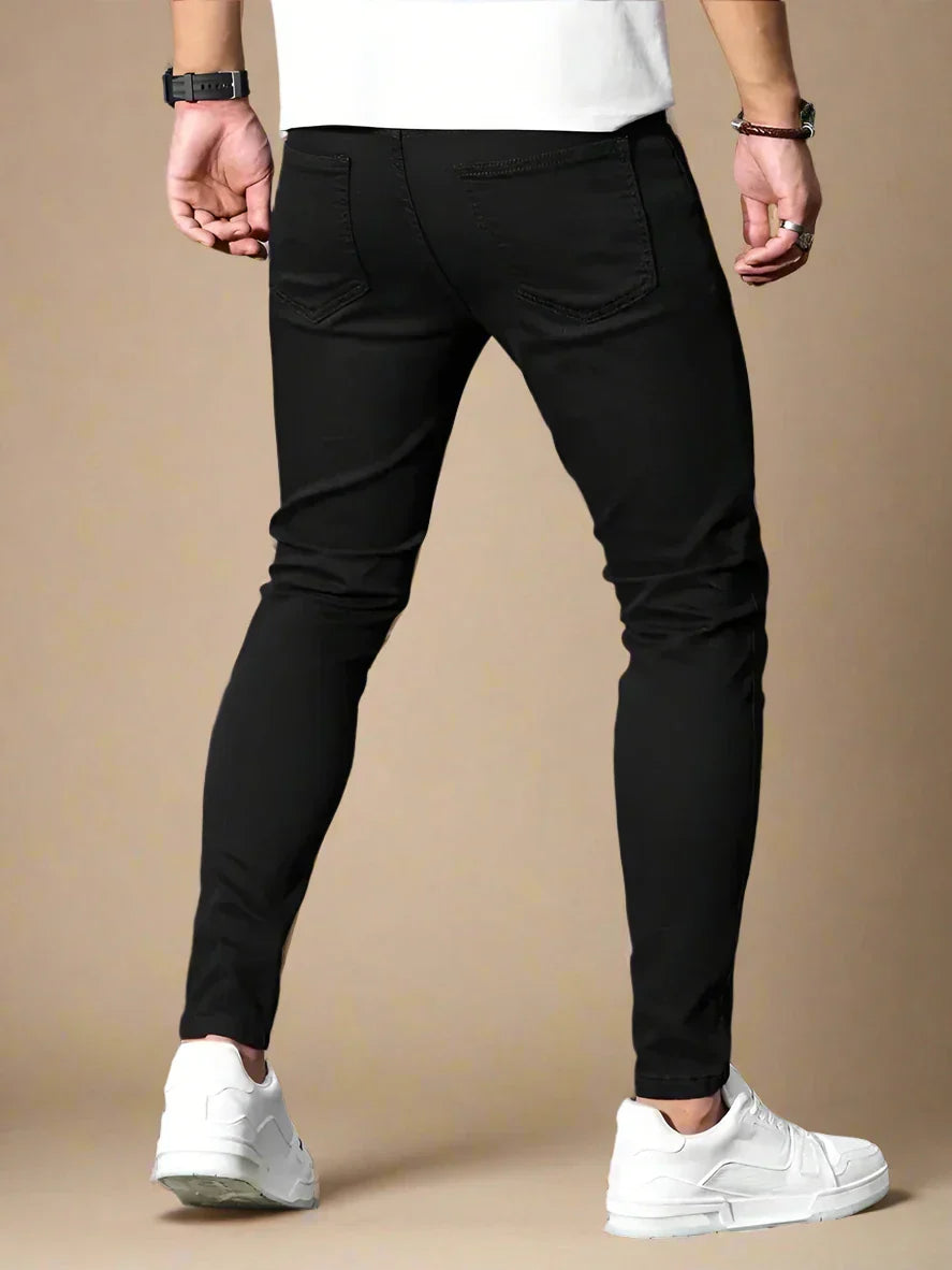 Jeans Castro - Denim slim fit con stretch per un look casual e alla moda