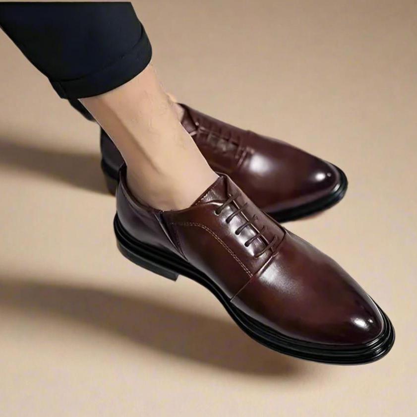 Valentino - Eleganti scarpe Oxford Derby per uomini, comfort e stile assicurati