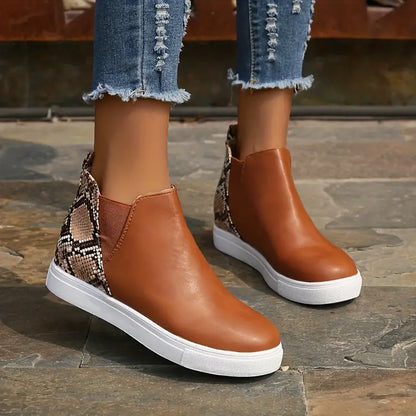 Stivaletti Marroni con Dettaglio in Stampa Serpente per Donna