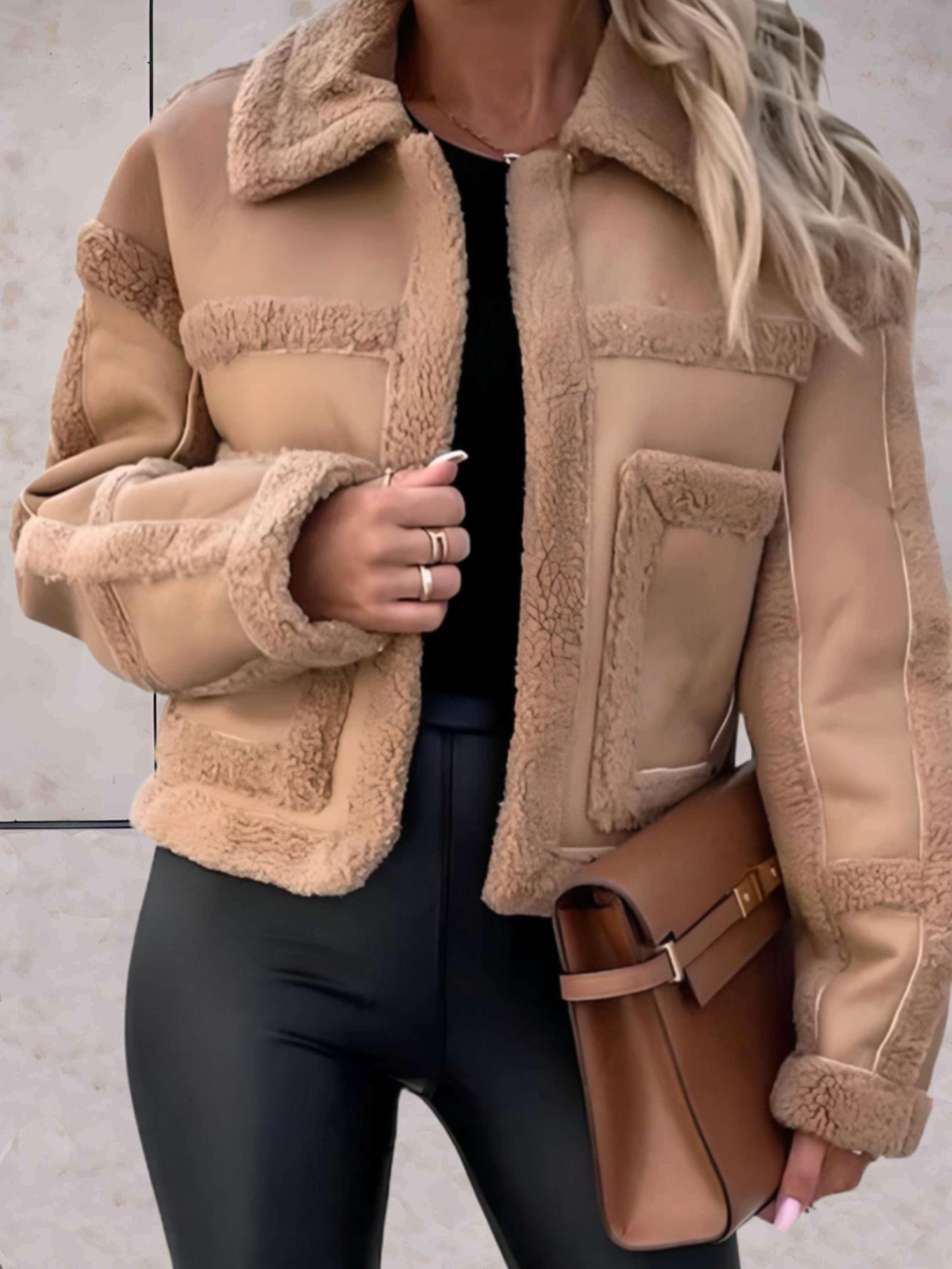 Cappotto elegante in lana con colletto di pelliccia Braylen